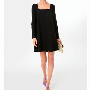 Black Middleton Dress
TUCKERNUCK
